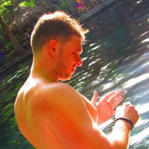 Meet your Posher, Alex